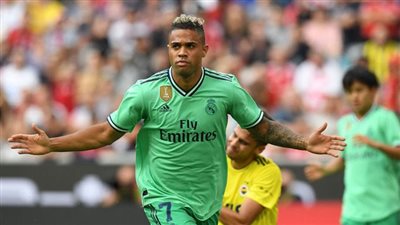 هل ينج ماريانو دياز في تحدى زيدان ونجوم ريال مدريد ؟