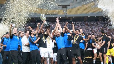 الزمالك يضرب بيراميدز بثلاثية ويتوج بلقب كأس مصر للمرة الـ27 في تاريخه