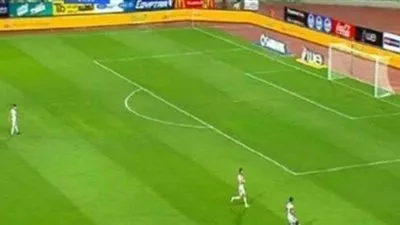 عواد فين.. حارس الزمالك يرد على لقطة اختفائه في نهائي كأس مصر