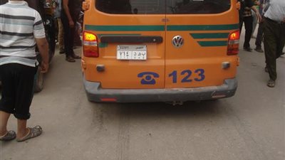 جريمة مريبة.. سيارة بدون لوحات تدهس شاب وتهرب في قنا