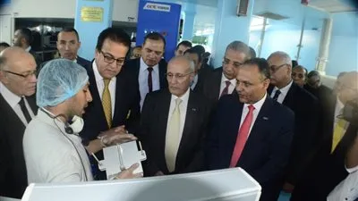 أكاديمية البحث العلمي: افتتاح أول معمل مصري صيني لتصنيع الألواح الشمسية بسوهاج