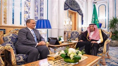 خادم الحرمين يتسلم رسالة من الرئيس الموريتاني