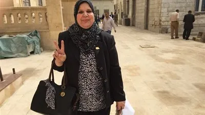 أول رد للبرلمان على قرار إلغاء رسوم تكرار العمرة