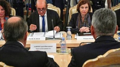 اتفاق روسي فرنسي لتوسيع الحوار حول ملف سوريا