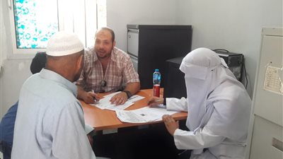 قافلة طبية لكلية الطب بجامعة السويس بقرية الشلوفة (صور)