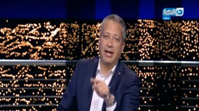 أثناء احتفاله بالسنة القبطية.. تامر أمين يقع في أخطاء بالجملة على الهواء (فيديو)