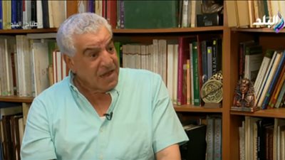 زاهي حواس: العاملون في قطاع الأثار 