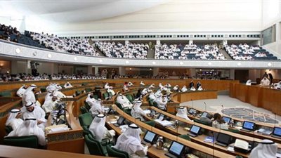 الكويت: اقتراح تغريم مرتدي 
