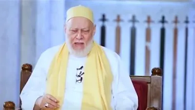 هل يجوز مهاداة الأهل والأصدقاء من النذر.. 