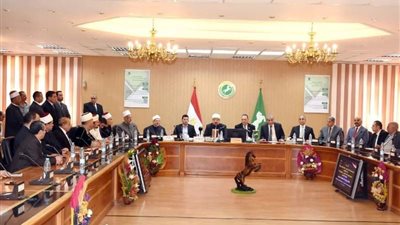 وزير الأوقاف يجتمع مع الأئمة ورجال الدعوة الإسلامية بالشرقية     