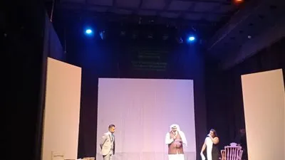 إطلاق العرض الأول 