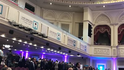 عاجل.. بدء توافد المشاركين في المؤتمر الوطني الثامن للشباب على مركز المنارة 