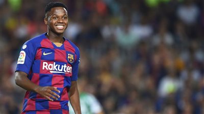 إنسو فاتي يسجل هدفا عالميا لبرشلونة في شباك فالنسيا (فيديو)