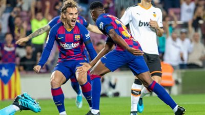 برشلونة يصالح جماهيره ويمزق شباك فالنسيا بالخمسة 