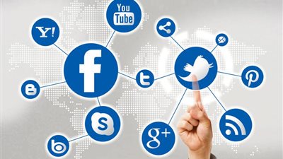 خبير أمن معلومات: السوشيال ميديا عالم متسع بالأخبار الكاذبة والشائعات