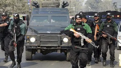 بسبب التوتر على الحدود.. باكستان تستدعي دبلوماسيين من أفغانستان والهند  