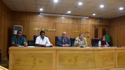 الأقصر تواصل متابعة ملفات تقنين أراضي الدولة والتصالح في مخالفات البناء (صور)