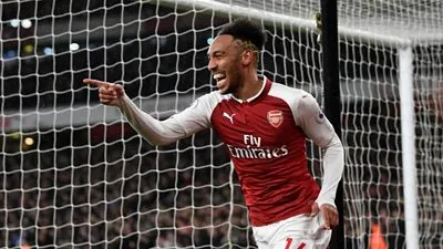 أوبامينج يسجل هدفين أمام واتفورد 