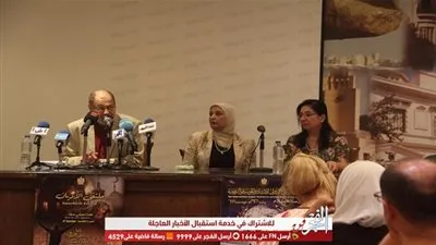 انتصار عبدالفتاح: 