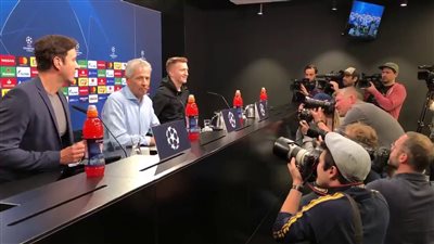 ماذا قال مدرب دورتموند ورويس قبل مواجهة برشلونة؟