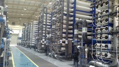 في عهد السيسي| تأمين البحر الأحمر مائيًا بأكبر محطة لتحلية المياه في الشرق الأوسط.. (صور)