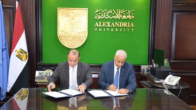  البورصة وجامعة الإسكندرية توقعان اتفاقية تعاون لتعريف الطلاب بأنشطة سوق المال