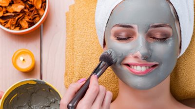 4 ماسكات طبيعية لعناية عميقة لكل انواع البشرة.. تعرفي عليها