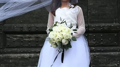 إندونيسيا ترفع الحد الأدنى لسن العرائس لإنهاء زواج الأطفال