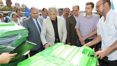 محافظ المنوفية يشهد عرض اصطفاف المعدات وجاهزيتها لإدارة الأزمات (صور)