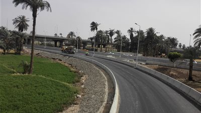 في عهد السيسي| مشروعات عملاقة في الطرق والصحة والتعليم بسوهاج.. تعرف عليها