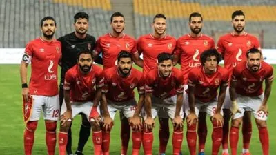 مفاجأة.. بيراميدز يفاوض الأهلي لضم نجم الفريق 