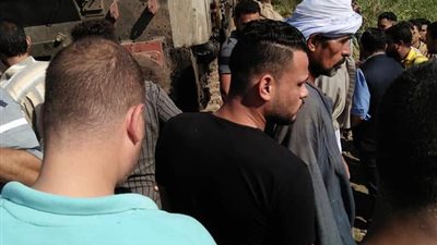 دهس جرار وقسمه نصفين.. العناية الإلهية تنقذ 