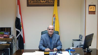 ننشر السيرة الذاتية لرئيس جامعة الفيوم الجديد الدكتور أحمد جابر شديد