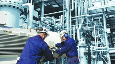 خبير بترول: مصر ستشعر بعائد مشروعات البتروكميات بعد 3 سنوات من الآن (فيديو)