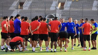 معسكر مغلق للأهلي قبل مباراة السوبر