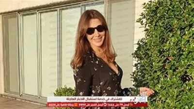 بفستان منقوش بالورد.. إطلالة صباحية جديدة لـ نانسي عجرم