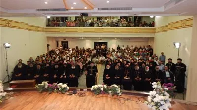 البابا تواضروس يجيب على 10 أسئلة في اجتماعه الأسبوعي