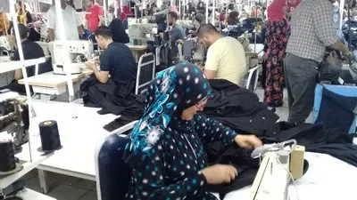 صرف علاوة 10% لـ 9550 عاملا بمصانع المنطقة الحرة الاستثمارية بالإسماعيلية