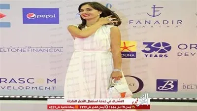 حلا شيحا بالأبيض على السجادة الحمراء بمهرجان الجونة (صور) 