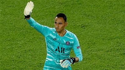 باريس سان جيرمان مسرور مع كيلور نافاس