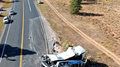 مقتل 4 أشخاص إثر تحطم حافلة بولاية يوتا الأمريكية