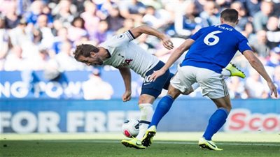 أهداف مباراة توتنهام وليستر سيتي في الدوري الإنجليزي (فيديو)