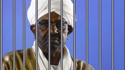 الحكومة السودانية تكشف عن تجاوزات مالية ضخمة في عهد البشير