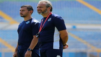 ديسابر يُعلن تشكيل بيراميدز لمواجهة إنبي 