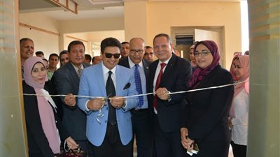 افتتاح ورش تطبيقية ومعامل زراعة في أول يوم جامعي بدمياط (صور)