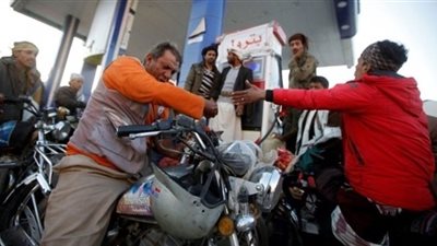 اليمن: الحكومة تتهم الحوثيين بافتعال أزمة وقود
