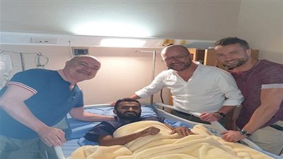 إسلام رشدي يُجري جراحة الرباط الصليبي