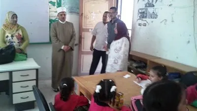رئيس منطقة الإسكندرية الأزهرية يتابع سير العملية التعليمية بالمعاهد (صور)