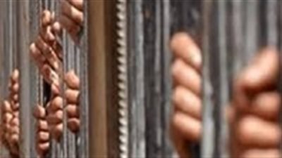تجديد حبس متهمين تخصصا في تزوير المحررات الرسمية بالنزهة