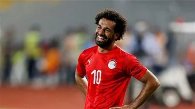 عاجل.. أول رد من محمد صلاح بعد حذفه اسم مصر من 